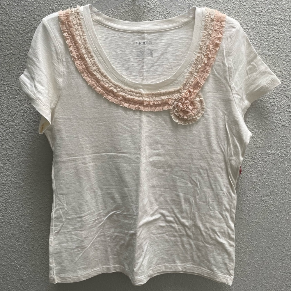 ❤️‍🔥3/$15❤️‍🔥Merona Women’s Short Sleeved Embellished Tee - Size XL - NWT